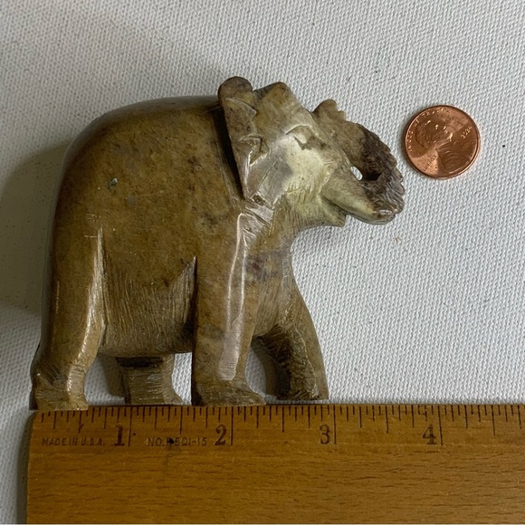 Vintage Soapstone Elephant Figurine Hand Carved Stone Lucky Animal 3.5"x3" 340g - Picture 13 of 13